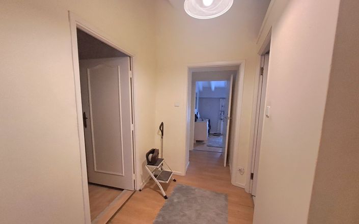 Image No.18-3 Bed House for sale