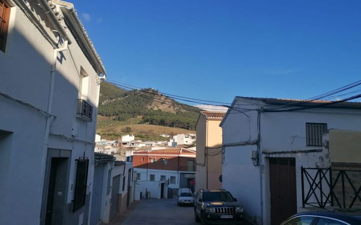 Image No.27-3 Bed House for sale