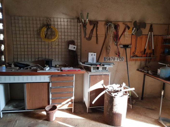 Image No.19-3 Bed House for sale