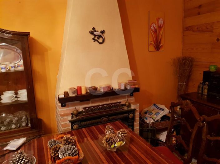 Image No.4-4 Bed House for sale