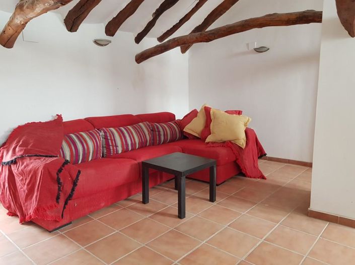 Image No.20-3 Bed House for sale