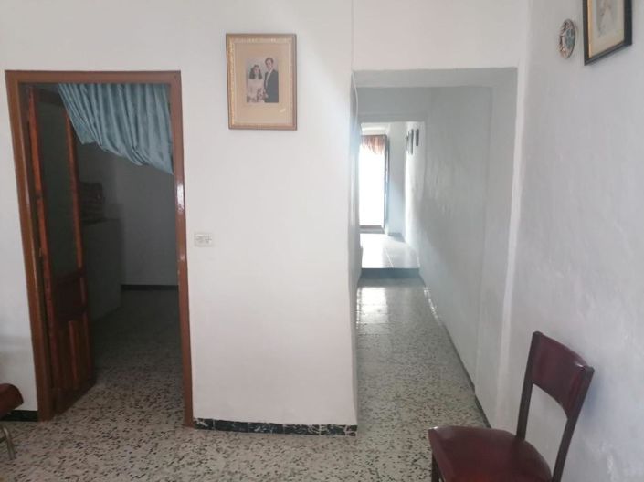 Image No.4-3 Bed House for sale