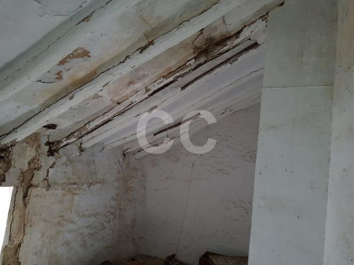 Image No.19-3 Bed House for sale