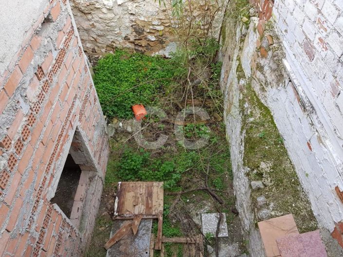 Image No.24-3 Bed House for sale