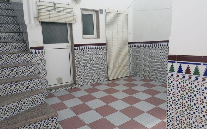 Image No.14-4 Bed House for sale