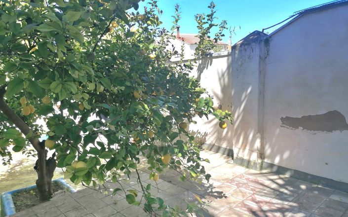 Image No.22-4 Bed House for sale