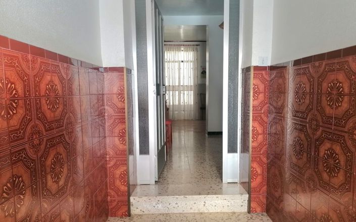 Image No.3-4 Bed House for sale