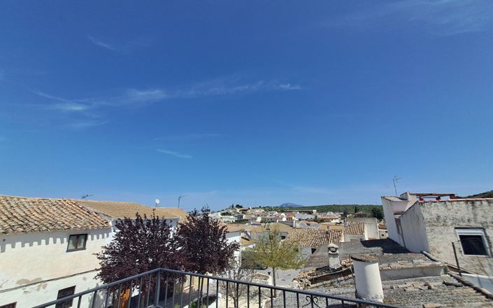 Image No.2-3 Bed House for sale