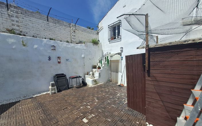 Image No.22-3 Bed House for sale