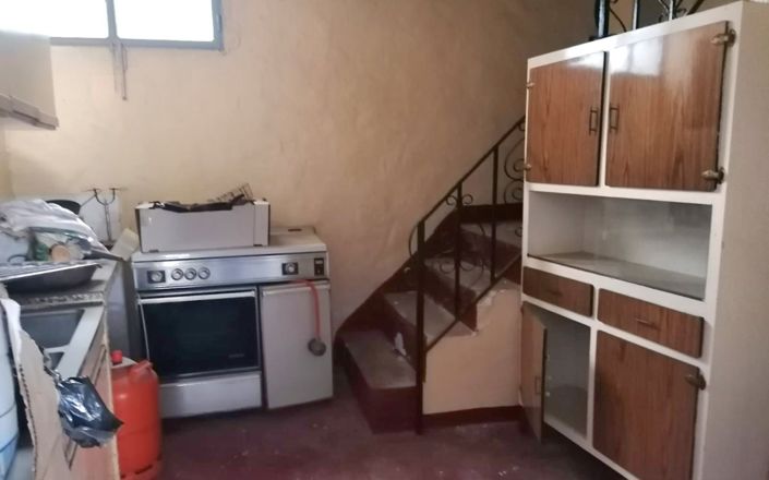 Image No.12-4 Bed House for sale