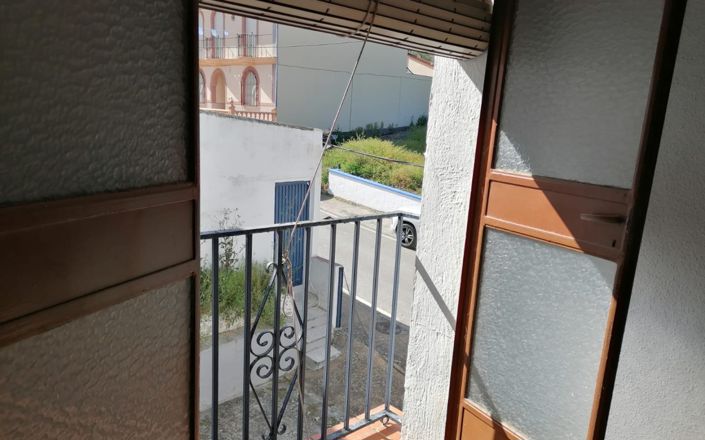 Image No.22-4 Bed House for sale