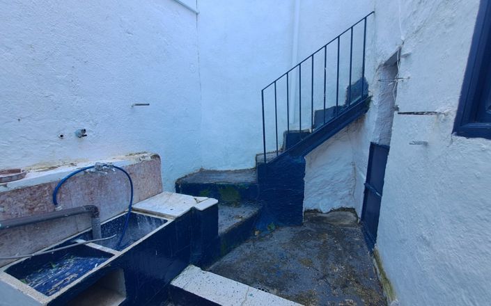 Image No.10-3 Bed House for sale