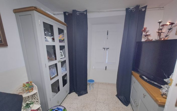 Image No.5-3 Bed House for sale