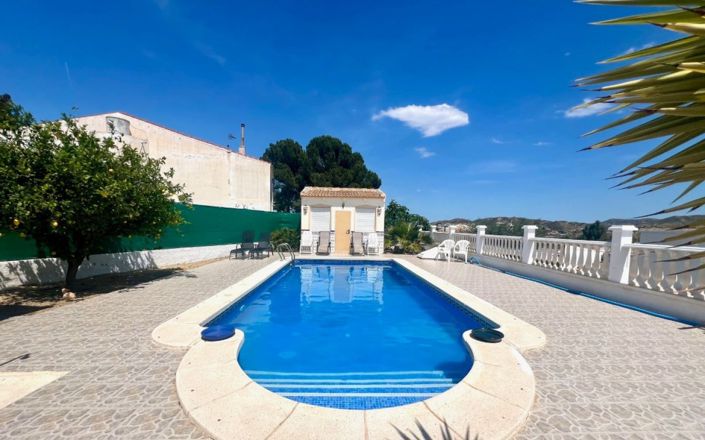 Image No.21-3 Bed House for sale