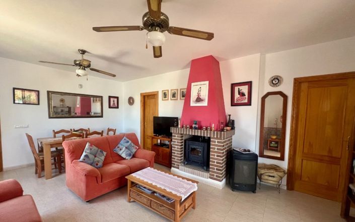 Image No.4-3 Bed House for sale