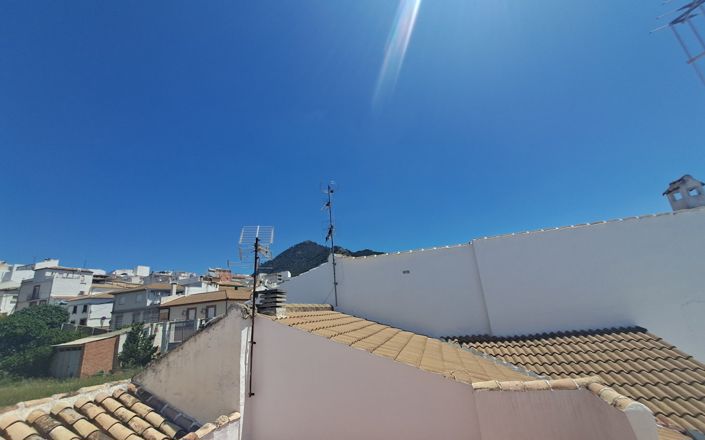 Image No.29-2 Bed House for sale