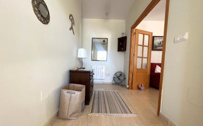 Image No.15-3 Bed House for sale