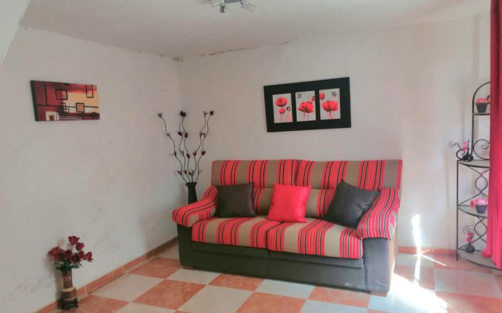 Image No.33-6 Bed House for sale