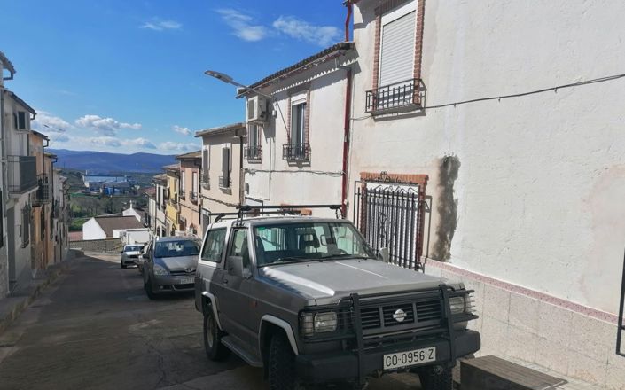 Image No.42-6 Bed House for sale