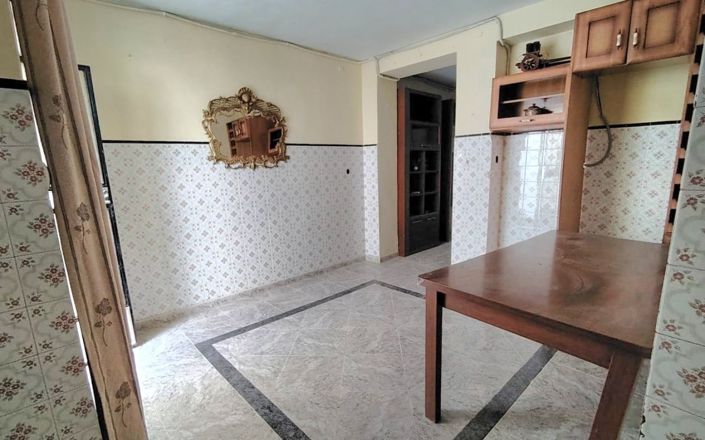 Image No.9-4 Bed House for sale