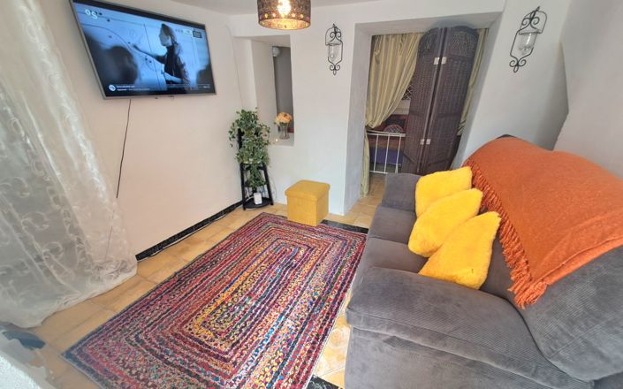 Image No.31-3 Bed House for sale