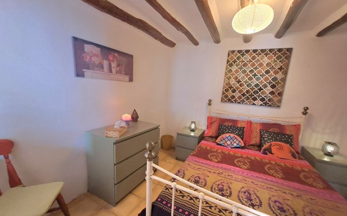 Image No.34-3 Bed House for sale