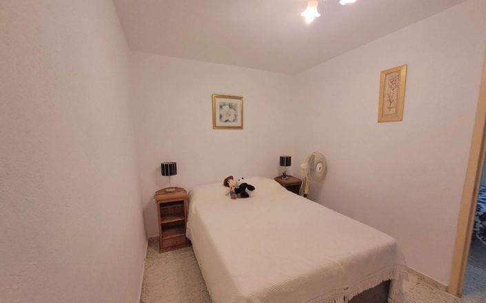 Image No.41-6 Bed House for sale