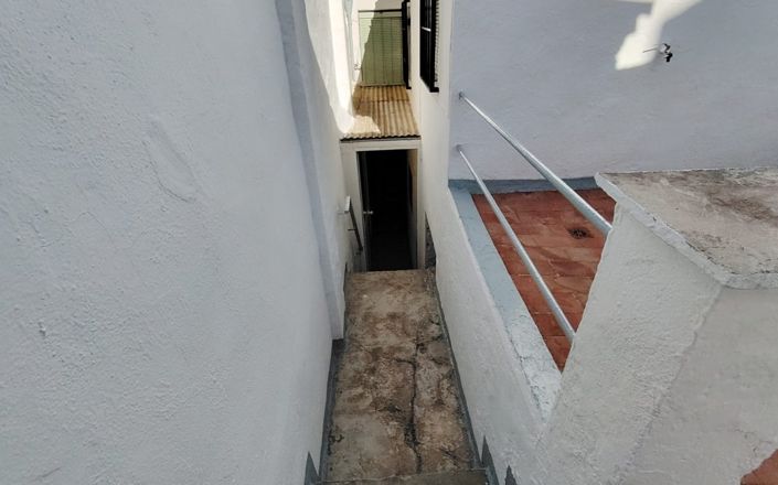 Image No.13-3 Bed House for sale