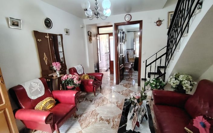 Image No.6-3 Bed House for sale