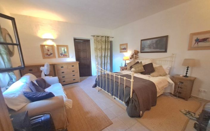 Image No.22-7 Bed House for sale