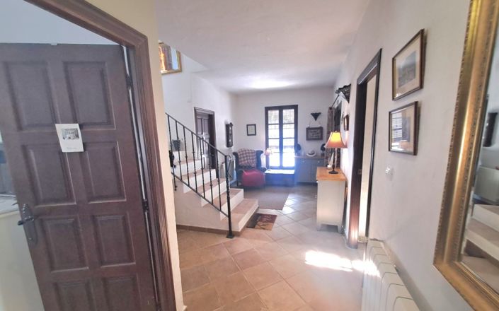 Image No.29-7 Bed House for sale