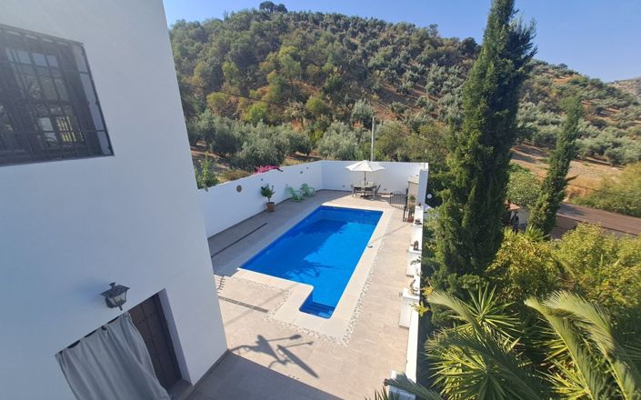 Image No.46-7 Bed House for sale