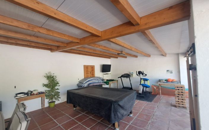 Image No.70-7 Bed House for sale