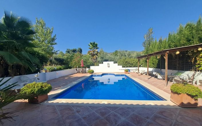 Image No.71-7 Bed House for sale