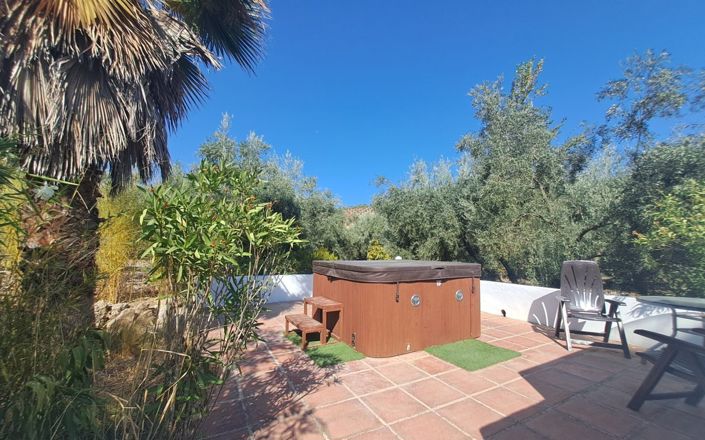 Image No.72-7 Bed House for sale