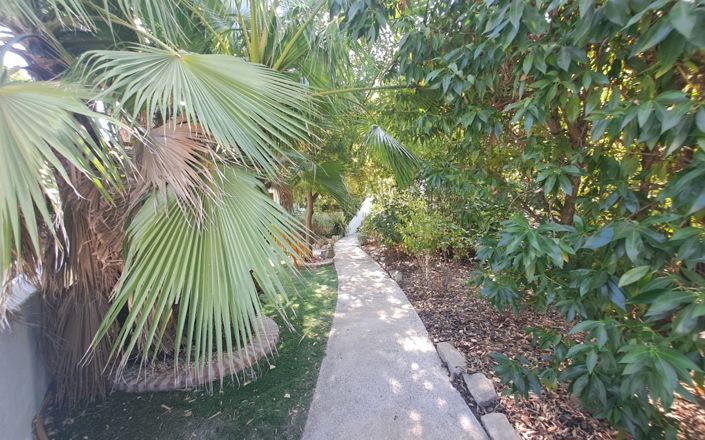 Image No.78-7 Bed House for sale