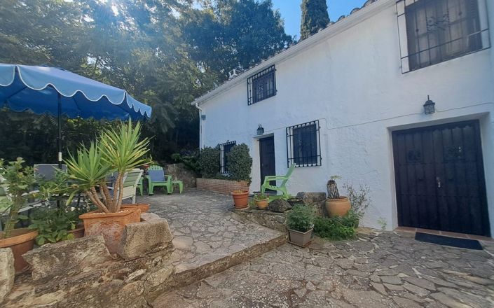 Image No.86-7 Bed House for sale