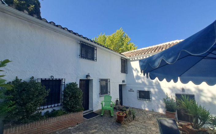 Image No.89-7 Bed House for sale