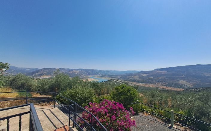 Image No.5-5 Bed House for sale