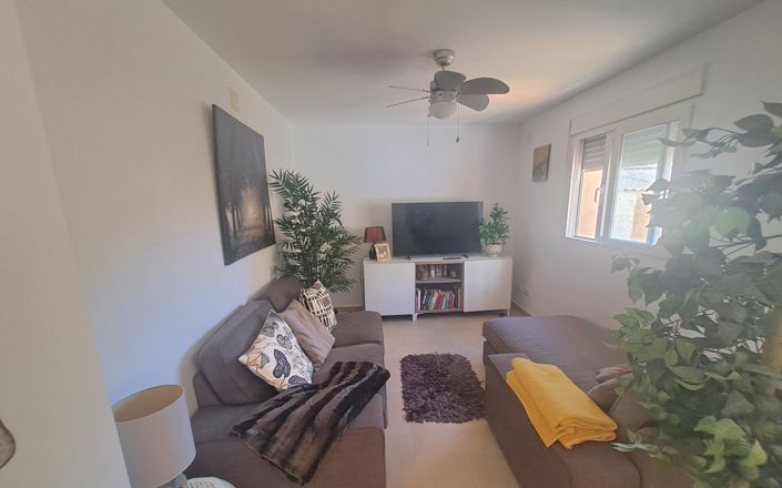 Image No.21-4 Bed House for sale