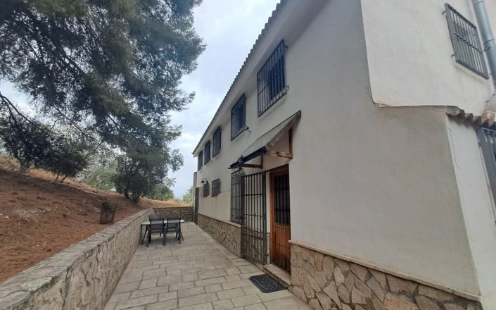 Image No.28-7 Bed House for sale