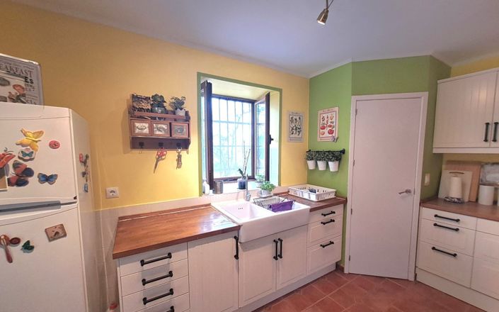 Image No.37-7 Bed House for sale