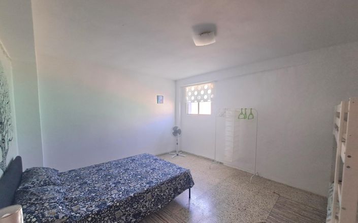 Image No.19-7 Bed House for sale