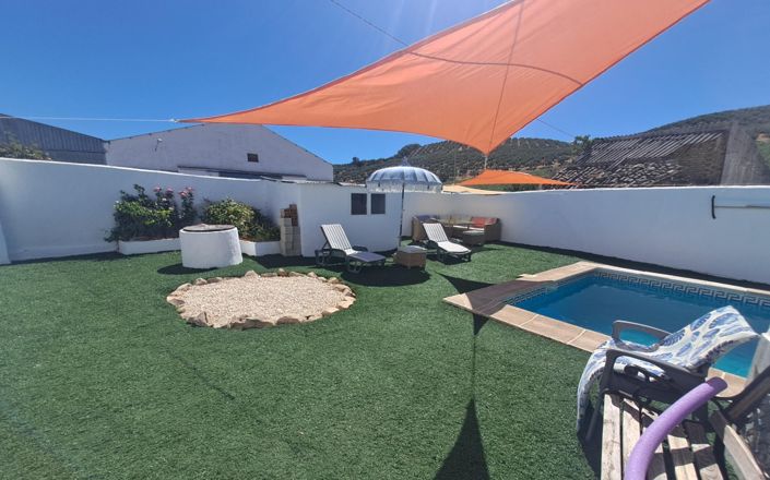 Image No.9-7 Bed House for sale