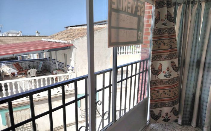 Image No.14-5 Bed House for sale