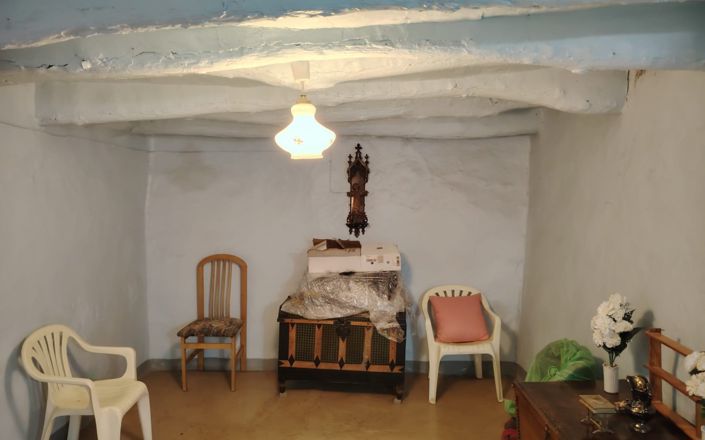 Image No.20-4 Bed House for sale