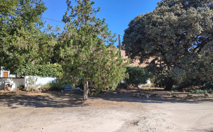 Image No.10-5 Bed House for sale