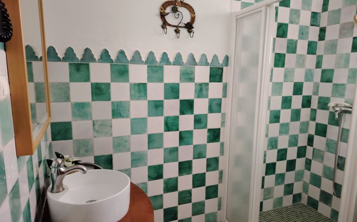 Image No.27-5 Bed House for sale