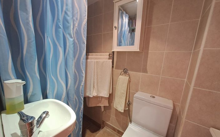 Image No.13-3 Bed House for sale