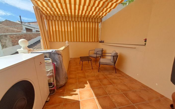 Image No.2-3 Bed House for sale